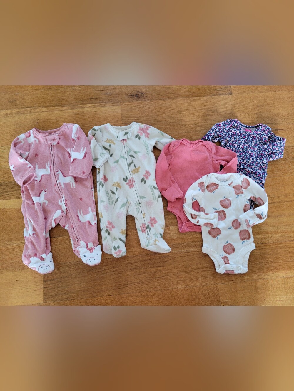 Baby girls size newborn clothes bundle